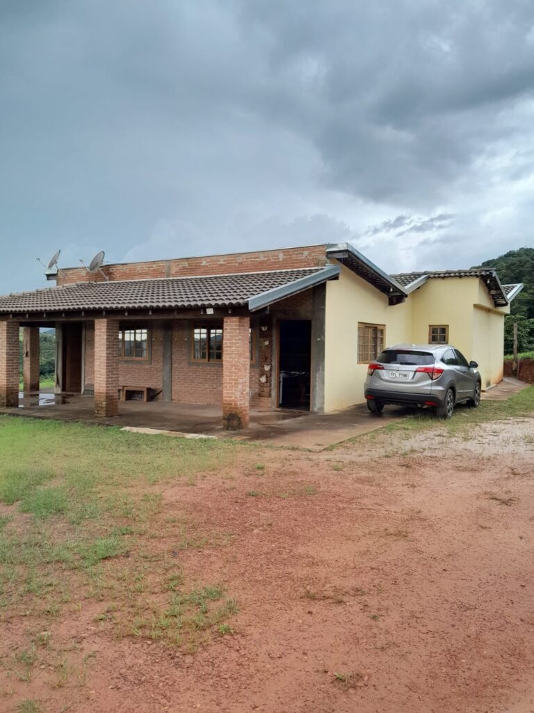 Recanto de Minas – Ouro Fino – Sítio com cafezal
